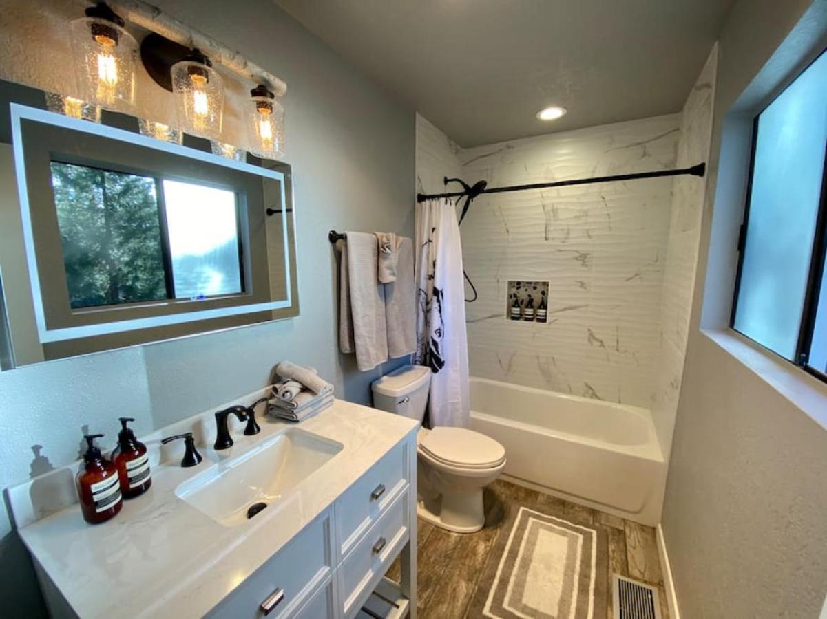 Winter Getaway Spa Fire-Table Close To Slopes Big Bear Lake Exterior photo